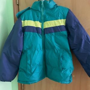 Look like now jacket nice for fall and winter